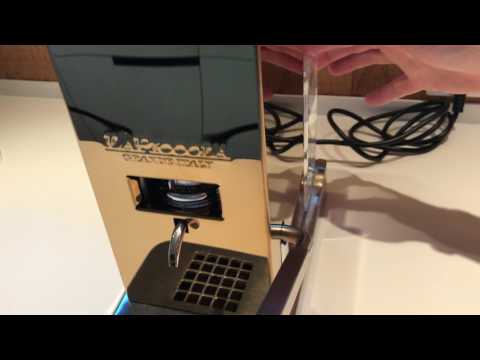 Petite machine à dosettes d'or